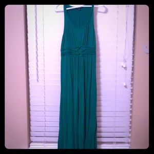 Max studio emerald green maxi dress!